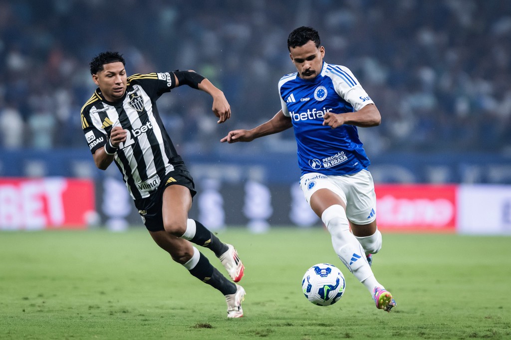 Cruzeiro e Atlético-MG empatam sem gols pelo Brasileirão